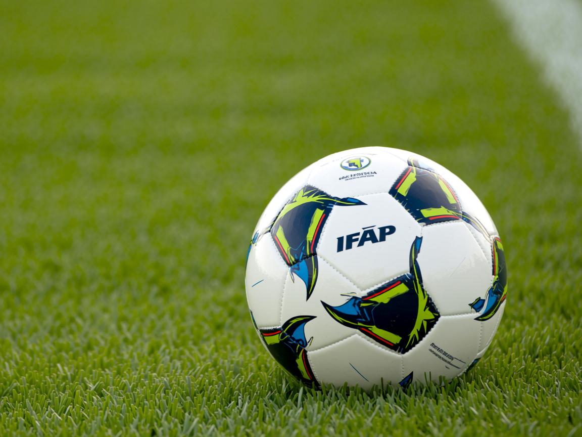 九游官网入口地址-“电动冲浪：东三叉湖赛场迎来水上运动的新时代”  第1张